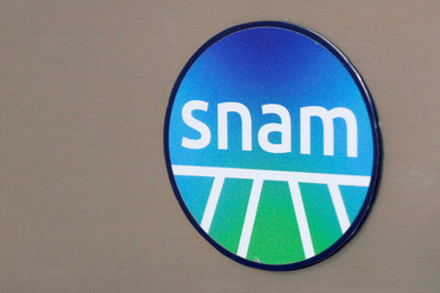Snam Consolida Dominância em GNL com Aquisição de Terminal de €126M