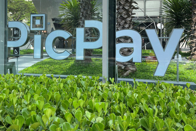 O logotipo do PicPay é visto nos escritórios da empresa em São Paulo, Brasil, em 1º de outubro de 2024. REUTERS/Paula Arend Laier