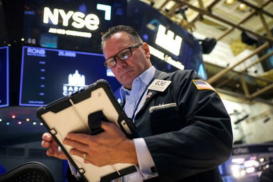 米国株先物、月曜の上昇後に静か