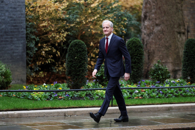 FILE PHOTO: Norway's Prime Minister Jonas Gahr Stoere arrives to meet with British Prime Minister Keir Starmer at Downing Street in London, Britain, December 4, 2025. REUTERS/Hannah McKay/File Photo