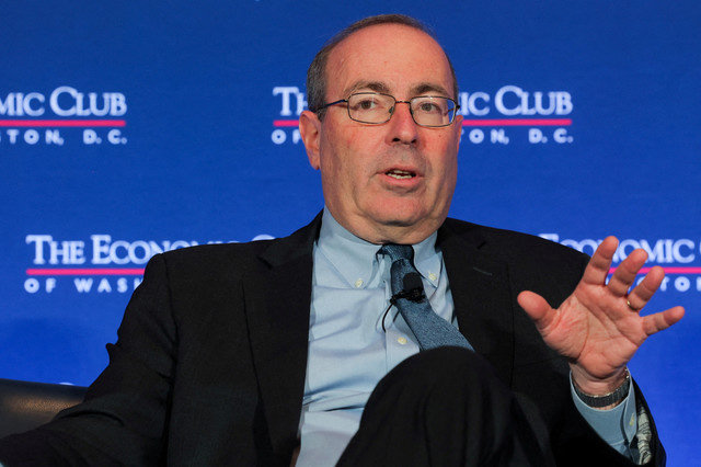 FOTO DE ARQUIVO: O presidente do Federal Reserve Bank de Richmond, Thomas Barkin, participa de uma sessão de conversa com o Economic Club de Washington D.C. em Washington, D.C., EUA, em 9 de abril de 2025. REUTERS/Kevin Mohatt/File Photo