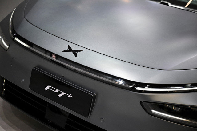 รถยนต์ Xpeng P7+ ถูกนำมาจัดแสดงในวันสื่อมวลชนที่งานแสดงรถยนต์ IAA ในเมืองมิวนิก ประเทศเยอรมนี เมื่อวันที่ 8 กันยายน 2025 REUTERS/Angelika Warmuth
