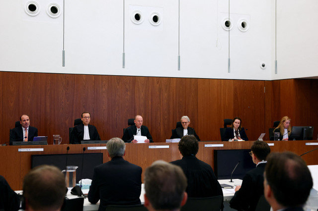 アムステルダム企業法廷の裁判長 Aernout Vink 氏がアムステルダムの裁判所で行われた公聴会に出席した。半導体メーカー Nexperia の欧州経営陣の弁護士と中国の親会社 Wingtech の弁護士が対峙するなか、裁判官は、Nexperia の欧州幹部が申し立てた管理不備について正式な調査を命じるべきかどうか、双方の主張を聴取した。オランダ、アムステルダム、1 月。