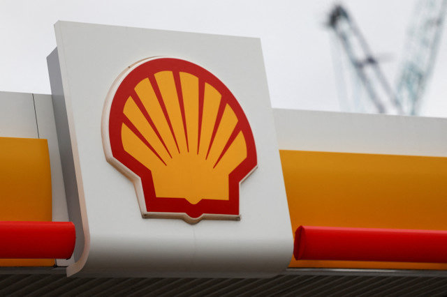 ภาพแสดงโลโก้ของสถานีบริการน้ำมัน Shell ในลอนดอนตะวันออกเฉียงใต้ ประเทศอังกฤษ เมื่อวันที่ 2 กุมภาพันธ์ 2023 REUTERS/May James