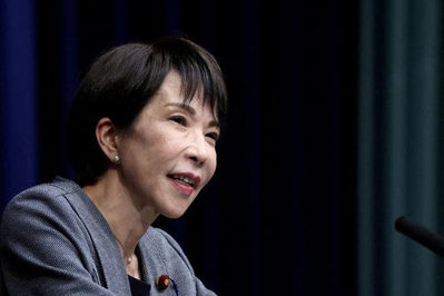 Japan PM Takaichi Considers Suspending Food Sales Tax