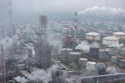 NIS Refinery Restarts Operations After US Waiver