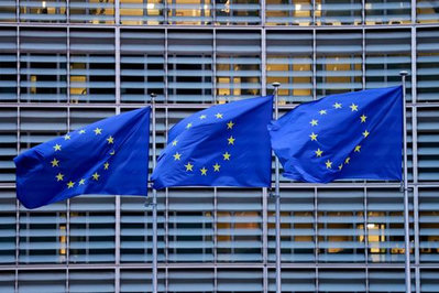 Trump đe dọa áp thuế EU nếu không được mua lại Greenland