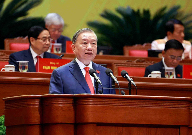 越南共产党总书记苏林于2026年1月20日在越南河内举行的越共十四大上发表讲话。VNA/Handout via REUTERS