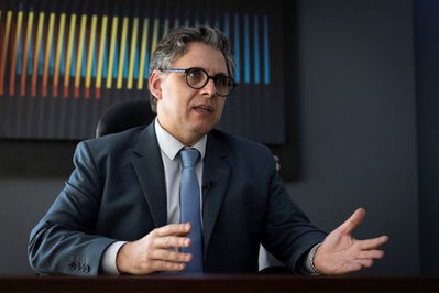 Venezuela recebe 300 milhões de dólares por petróleo