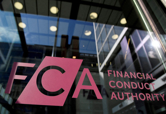 Letrero de la Autoridad de Conducta Financiera (FCA), el organismo regulador financiero de Gran Bretaña, en su sede central en Londres, Gran Bretaña, el 10 de marzo de 2022. REUTERS/Toby Melville//File Photo