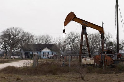 Oil Prices Dip Following Storm Impact on US Production