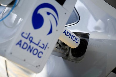 India y Emiratos firman histórico acuerdo de gas natural