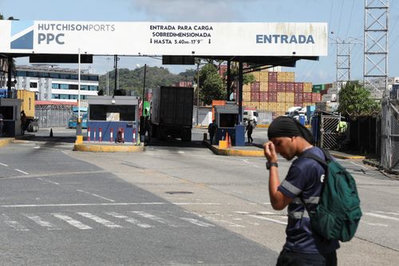 Panamá anula contratos de puertos en el Canal interoceánico