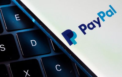 PayPal Shares Weak 2026 Forecast After Holiday Results Miss