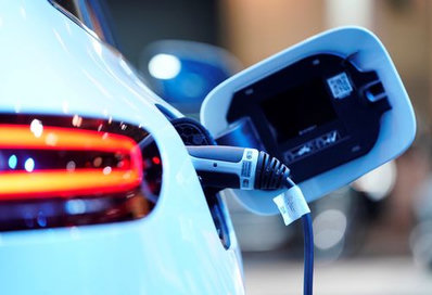 Canadá cancela mandato de elétricos e reforça subsídios