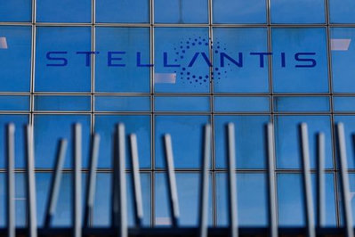 Stellantis ขาดทุนหนักหลังปรับลดแผนการพัฒนารถยนต์ไฟฟ้า