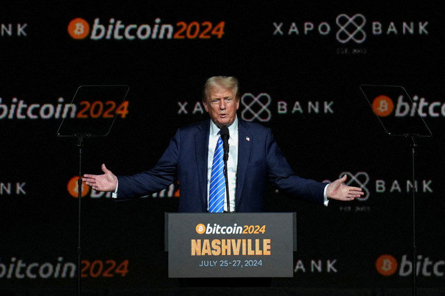 El candidato presidencial republicano y expresidente de EE. UU. Donald Trump habla en el evento Bitcoin 2024 en Nashville, Tennessee, EE. UU., el 27 de julio de 2024. REUTERS/Kevin Wurm/File Photo