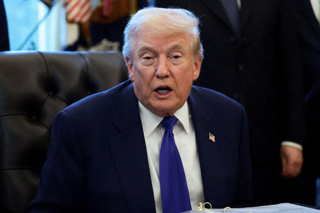 U.S. President Donald Trump speaks in the Oval Office at the White House on February 2, 2026, the day he announced the creation of a critical mineral reserve. REUTERS/Evelyn Hockstein