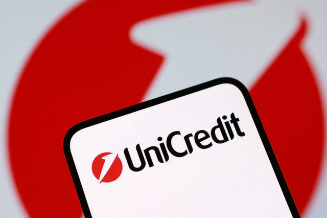 ภาพแฟ้ม: โลโก้ Unicredit ปรากฏให้เห็นในภาพประกอบนี้ซึ่งจัดทำขึ้นเมื่อวันที่ 3 ธันวาคม 2025 REUTERS/Dado Ruvic/Illustration/File Photo