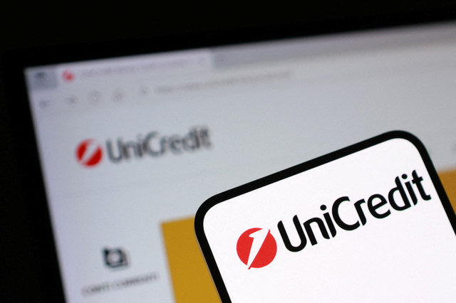 โลโก้ Unicredit ปรากฏในภาพประกอบนี้ซึ่งถ่ายเมื่อวันที่ 3 ธันวาคม 2025 REUTERS/Dado Ruvic/Illustration