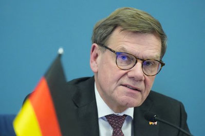 ドイツのヴァーデフル外相が中央アジア5カ国の外相と会談しエネルギー協力や対露制裁回避の防止策を協議へ