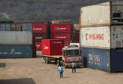 India Farm Unions and Opposition Fight New US Trade Pact