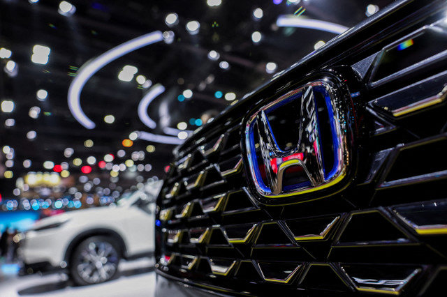 O logótipo da Honda é exibido no 46.º Salão Internacional do Automóvel de Banguecoque, em Banguecoque, Tailândia, em 24 de março de 2025. REUTERS/Chalinee Thirasupa