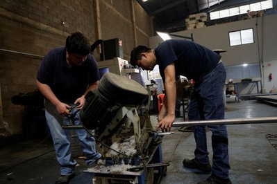 Senado de México aprueba jornada laboral de 40 horas