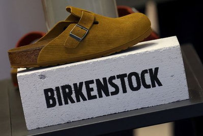 Birkenstock Maintains Annual Forecasts Amid Tariff Pressures
