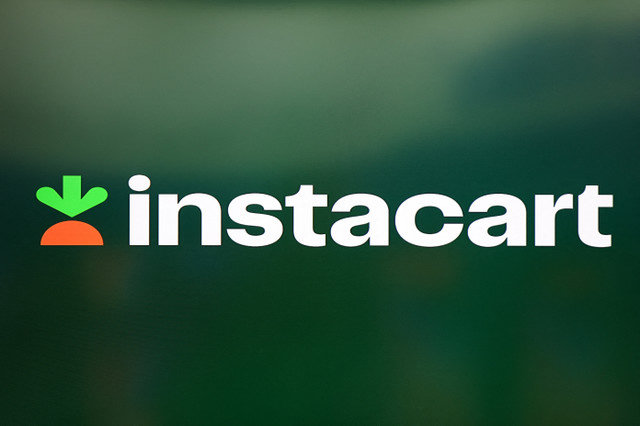 Biển hiệu của Instacart được trưng bày tại National Retail Federation (NRF) 2026: Retail's Big Show, ở Thành phố New York, Hoa Kỳ, vào ngày 12 tháng 1 năm 2026. REUTERS/Kylie Cooper