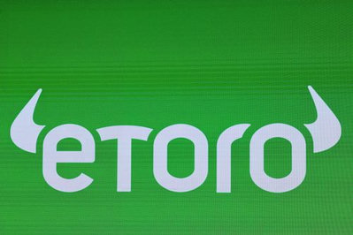 eToro supera expectativas de lucro no quarto trimestre