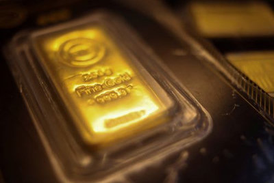 Gold prices slide as geopolitical tensions ease globally
