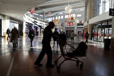 ポーランドの2月消費者信頼感指数は現状判断が前月比0.5ポイント上昇するも先行き見通しは小幅に低下し強弱混在