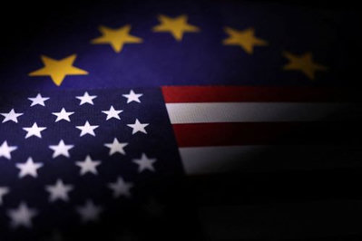 EU có thể hoãn bỏ phiếu thỏa thuận thương mại với Mỹ