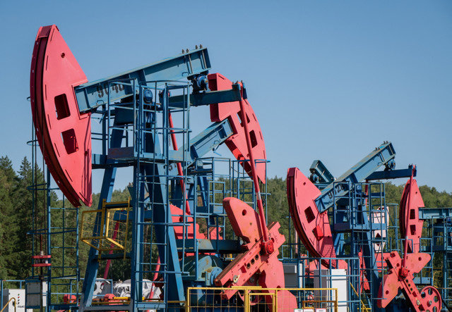 A view shows oil pump jacks outside Almetyevsk, in the Republic of Tatarstan, Russia, on July 14, 2025. REUTERS/Stringer/File Photo