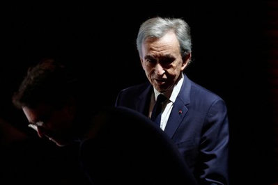 Arnault Family Gains Majority Control of LVMH Stake