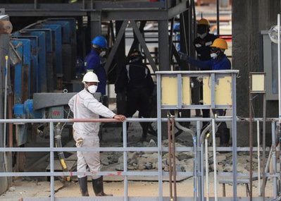 Zimbabue prohíbe exportar minerales y litio en bruto