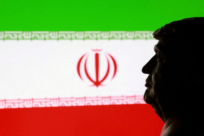 EE. UU. sanciona a 30 entidades y buques vinculados a Irán