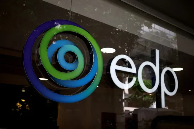 The logo of EDP (Energias de Portugal) is seen at a storefront in Lisbon, Portugal, on May 9, 2025. REUTERS/Pedro Nunes