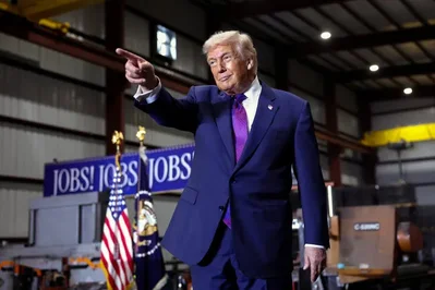 Người Mỹ hoài nghi tuyên bố kinh tế bùng nổ của ông Trump