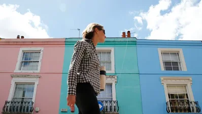 UK Mortgage Approvals Fall to Lowest Level Since 2024