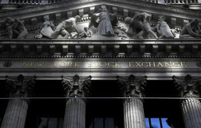 بورصة نيويورك تدفع 9 ملايين دولار لتسوية اتهامات SEC