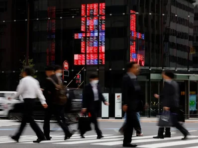 Japan Real Wages Grow for First Time in 13 Months in January
