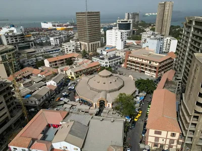 Senegal asegura el pago de bonos ante la presión fiscal