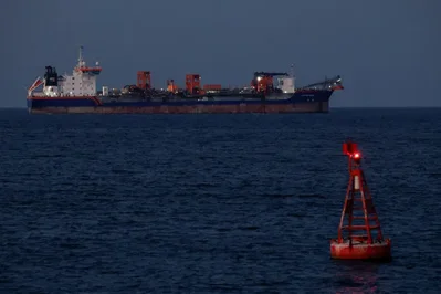 Iran đóng cửa eo biển Hormuz khiến vận tải biển tê liệt