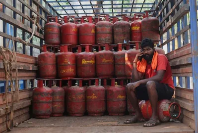 Ấn Độ cấm hộ dùng khí đốt đường ống sử dụng bình gas LPG