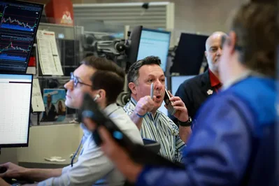 Hedge Funds Increase Short Bets Against Financial Stocks