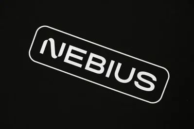 Meta与Nebius达成一项为期五年的AI算力供应协议,计划在2027年前提供价值120亿美元的计算能力且总额最高可达270亿美元