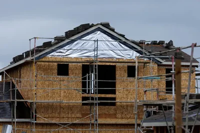 Mortgage rates near 6 percent to limit US home price gains