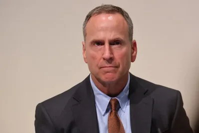 瑞银首席财务官Todd Tuckner在会议上表示对私募信贷风险敞口感到放心并预计集团将维持年度成本收入比目标